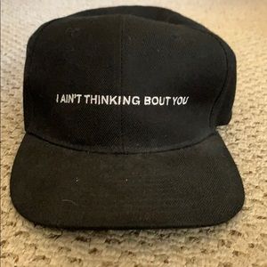 “I Ain’t Thinking about You” hat